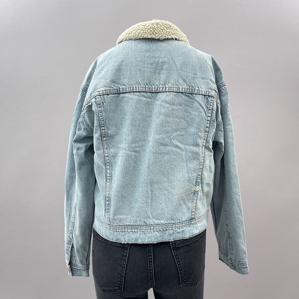 NWT American Eagle Sherpa Denim Trucker Jacket Blue Women's Size Medium - Picture 8 of 14